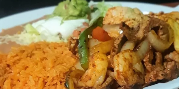 Eat - El Tapatio