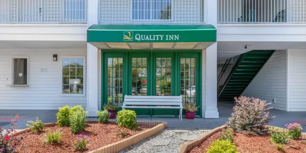 Stay - Quality Inn